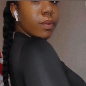 Meet your Posher, Nyoka